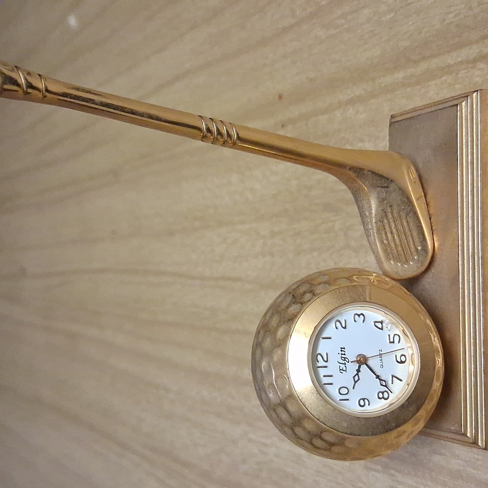 Vintage Brass Elgin Golf Club & Ball Clock